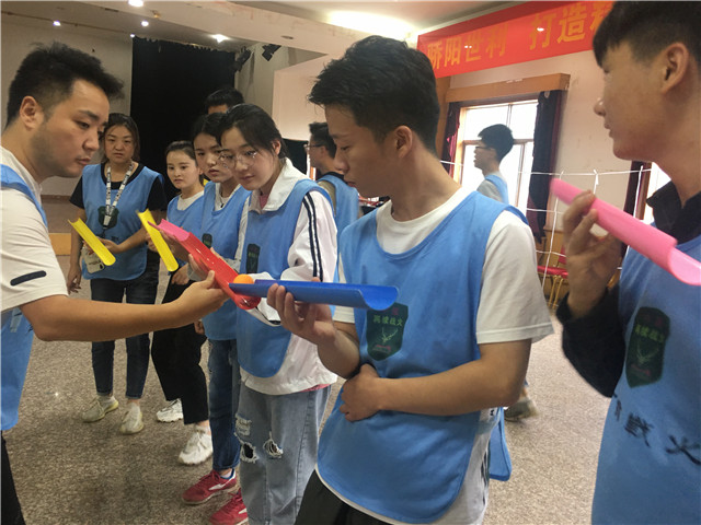 会同学生拓展公司,会同适合青少年的拓展公司,会同拓展年会团建公司