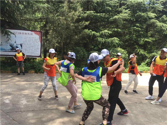 饶河夏季拓展,饶河环境好的素质拓展,饶河学生团建拓展有限公司