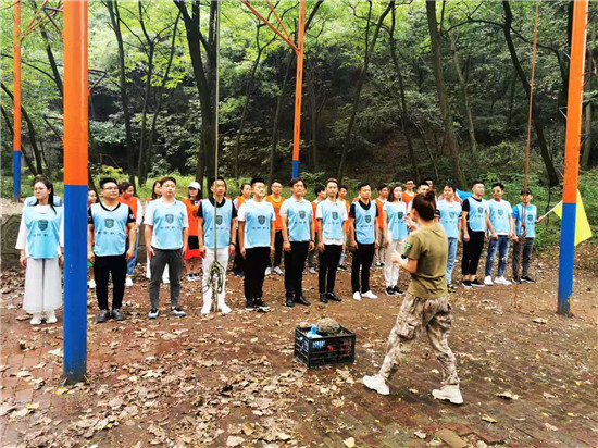 平江户外拓展训练,平江20人左右拓展,平江拓展培训公司