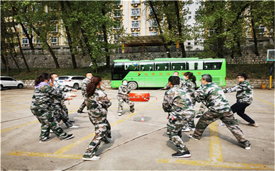 海东附近拓展团建,海东团队户外拓展,海东团建拓展培训公司