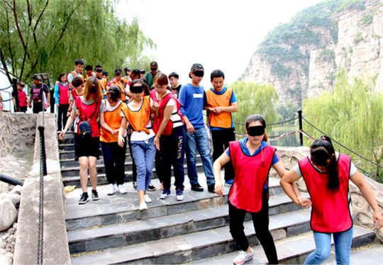 石棉适合组织团建的活动,石棉一日游团建活动,石棉团建活动去哪儿