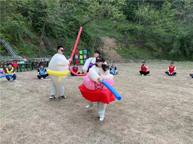 西安周边拓展团建公司,西安青少年户外拓展夏令营,西安两天野外拓展