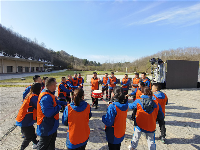 二连浩特企业团建拓展基地,二连浩特团建好去处,二连浩户外拓展团建的地方