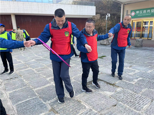 南宁两天拓展团建活动,南宁适合做团建的地方,南宁室内运动场团建