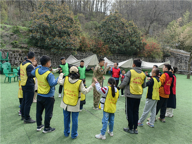 西安周围拓展团建基地,西安适合团建开会的地方,西安员工野外拓展团建